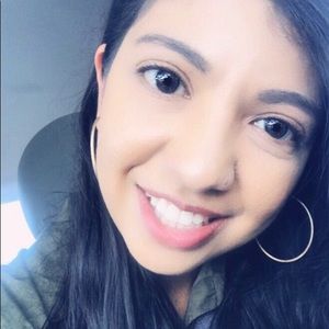 Meet your Posher, Kim